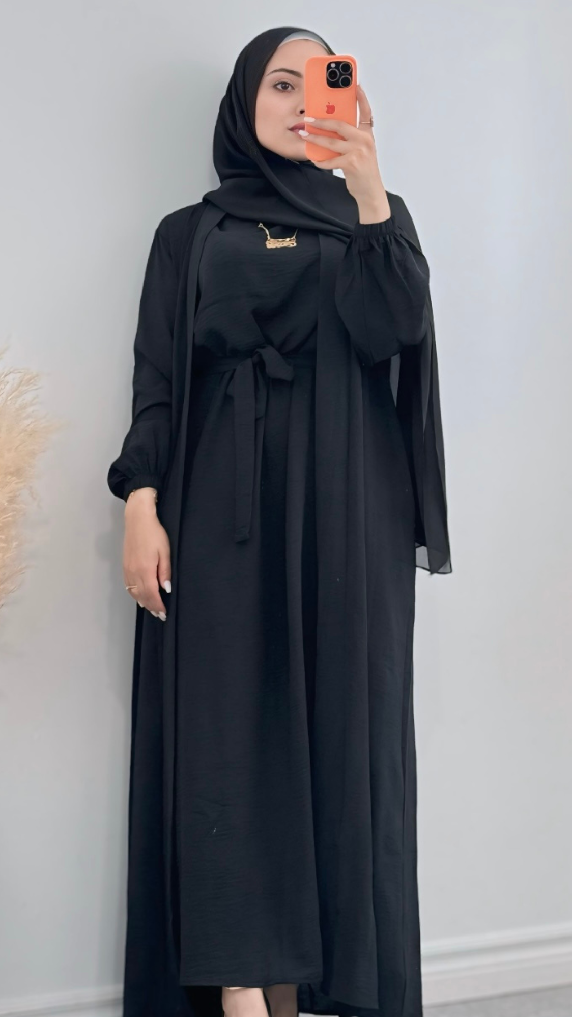 Black Luxury Linen Abaya Set with inner dress, lightweight and breathable with a seamless, front-open design for elegant, modest fashion.