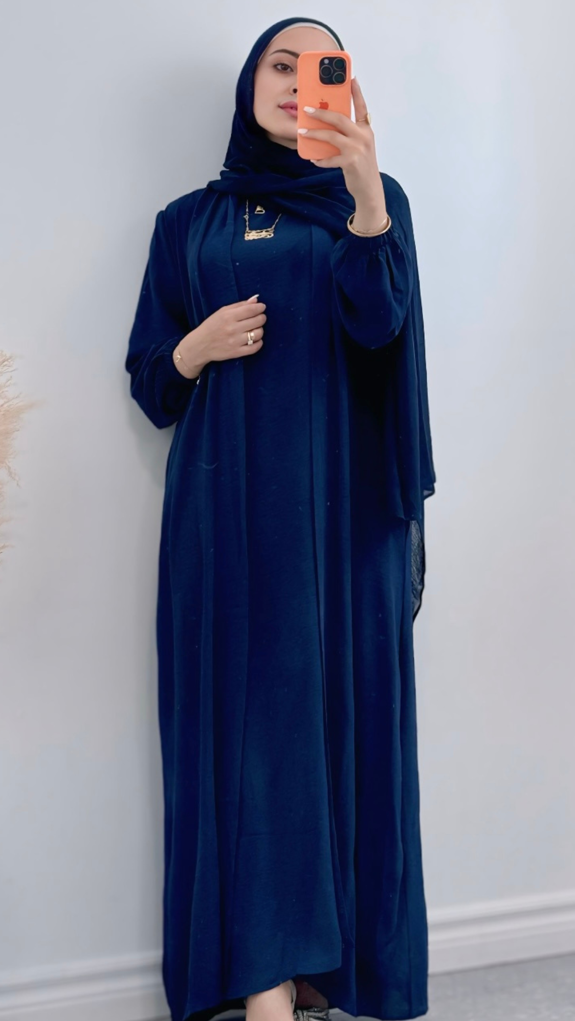 Navy Luxury Linen Abaya Set with inner dress, lightweight and breathable with a seamless, front-open design for elegant, modest fashion.