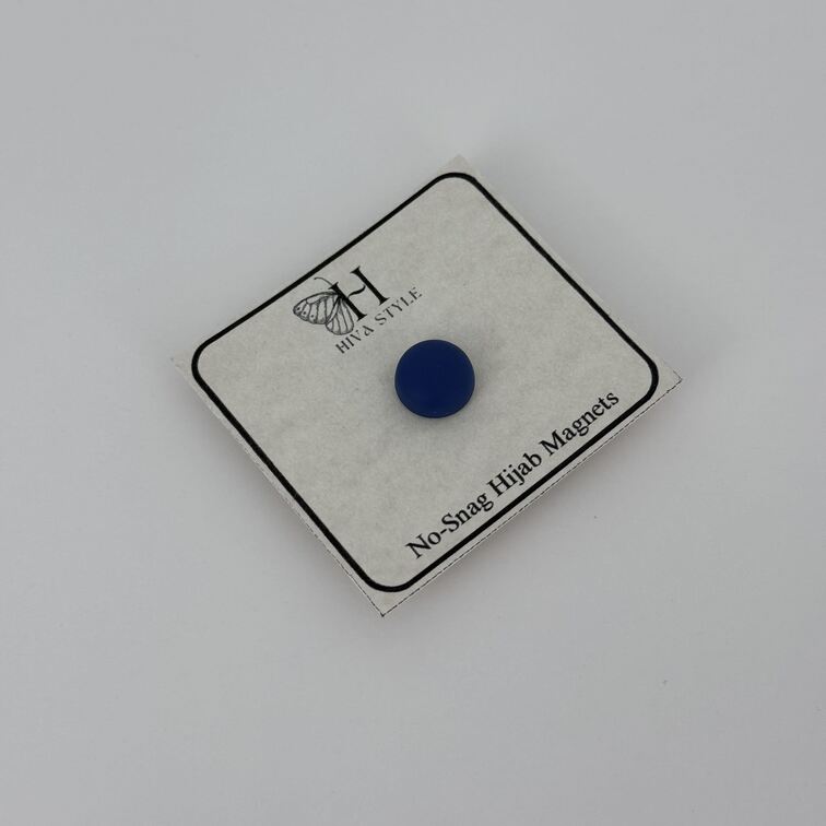 Strong and lightweight blue hijab magnets made from magnetic aluminum alloy, designed to secure delicate fabrics like chiffon and silk without causing damage.